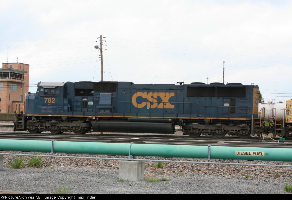 CSX 782